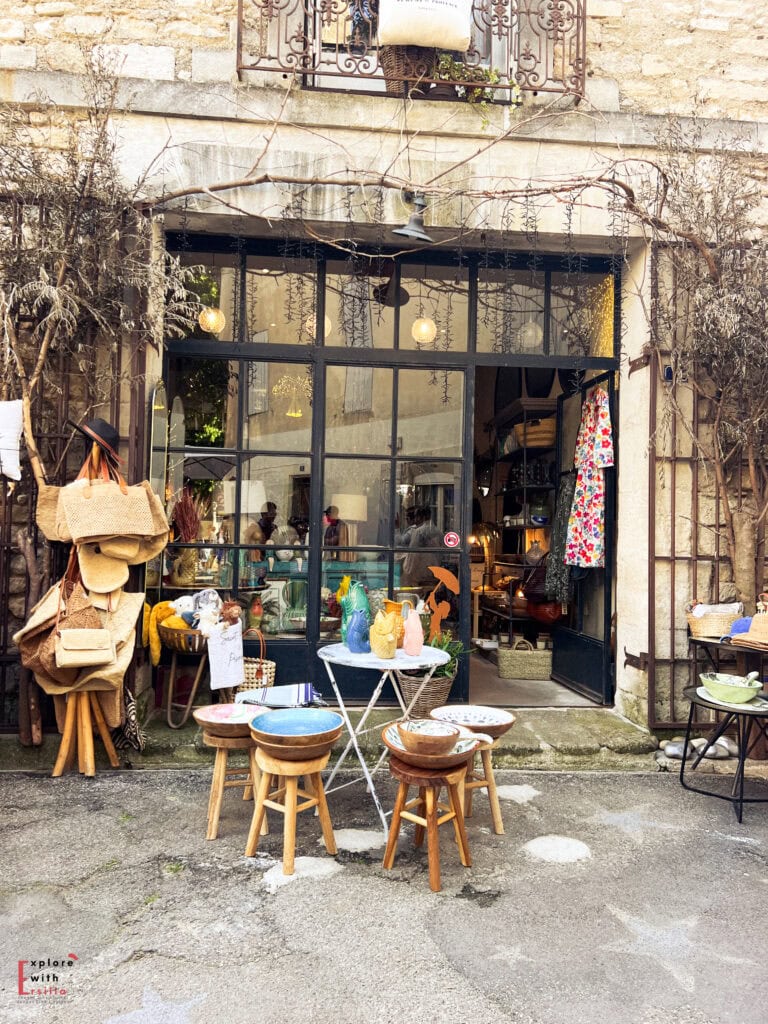 Saint Remy de Provence town 46
